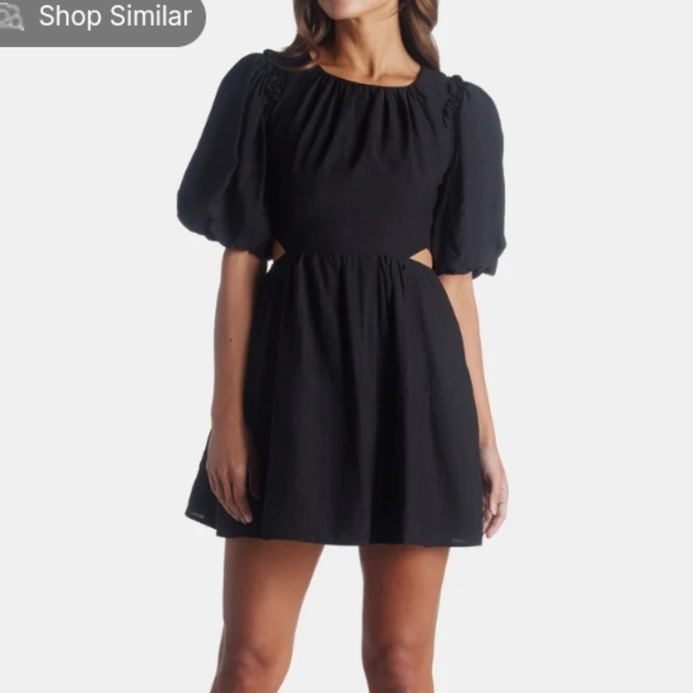 MOON RIVER Puff Sleeve Back Cutout Mini Dress